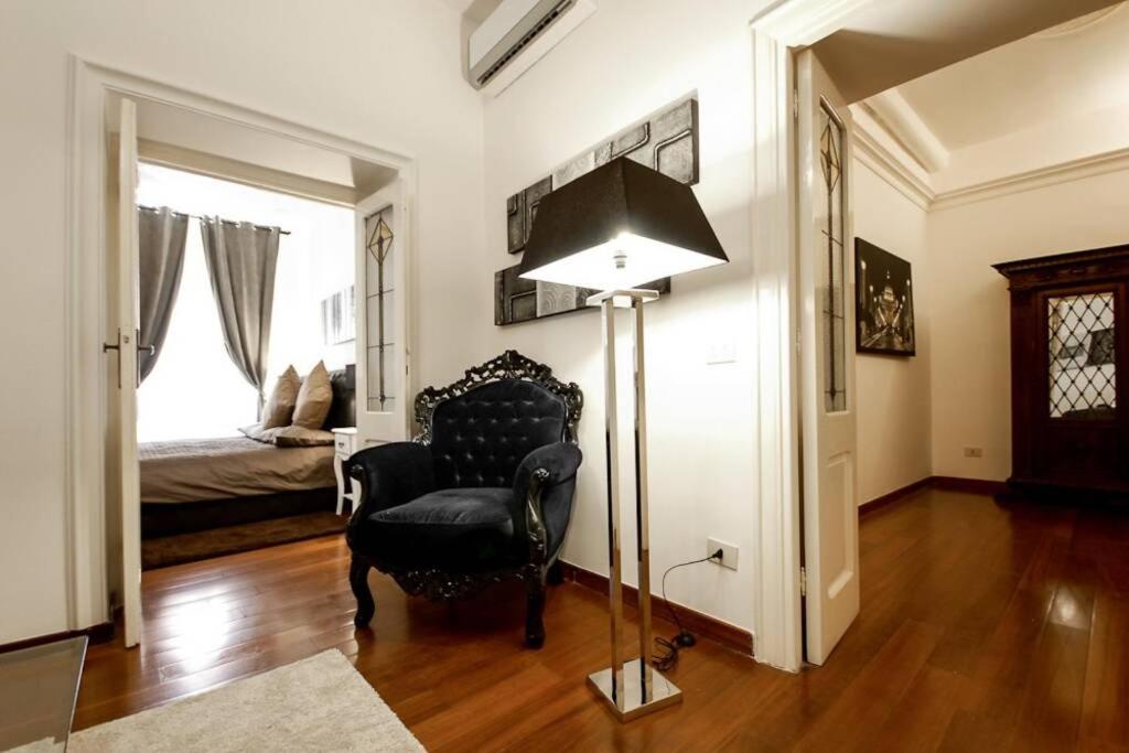 Banchi - Classic Apartment Between Navona And Campo Dei Fiori Rome Exterior photo
