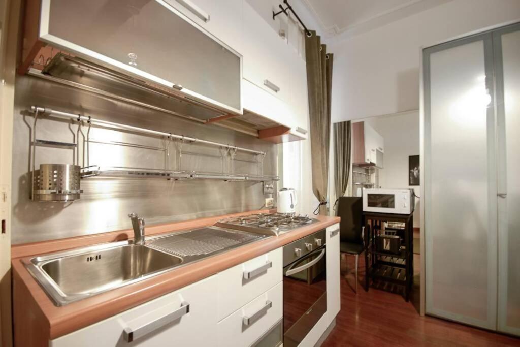 Banchi - Classic Apartment Between Navona And Campo Dei Fiori Rome Exterior photo