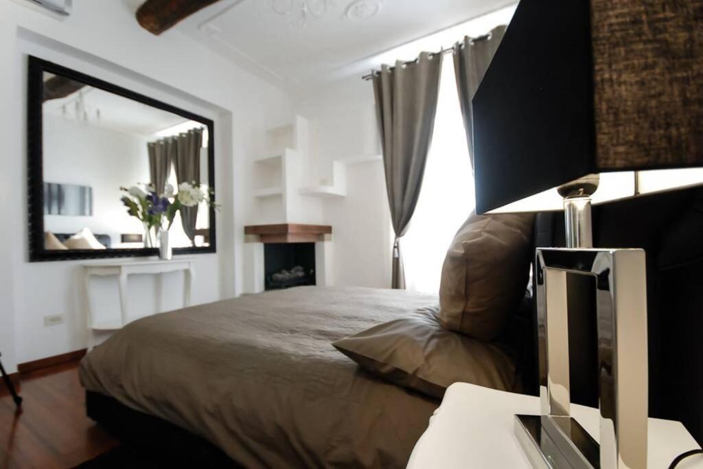 Banchi - Classic Apartment Between Navona And Campo Dei Fiori Rome Exterior photo