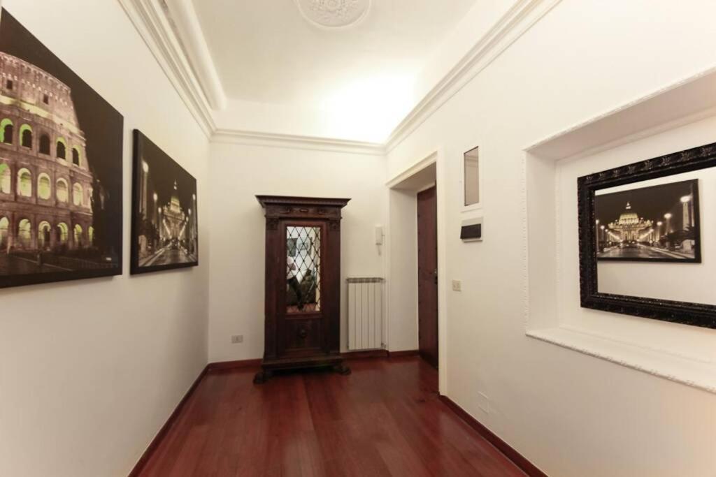 Banchi - Classic Apartment Between Navona And Campo Dei Fiori Rome Exterior photo