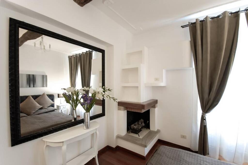 Banchi - Classic Apartment Between Navona And Campo Dei Fiori Rome Exterior photo
